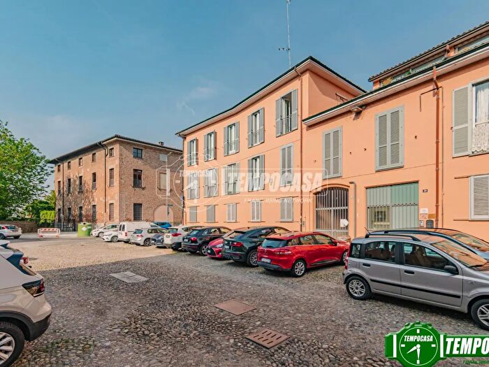 Appartamento bilocale in vendita in Via Porta Calcinara, Pavia