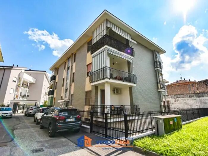 Appartamento trilocale in vendita in Via Milano a, Settimo Torinese