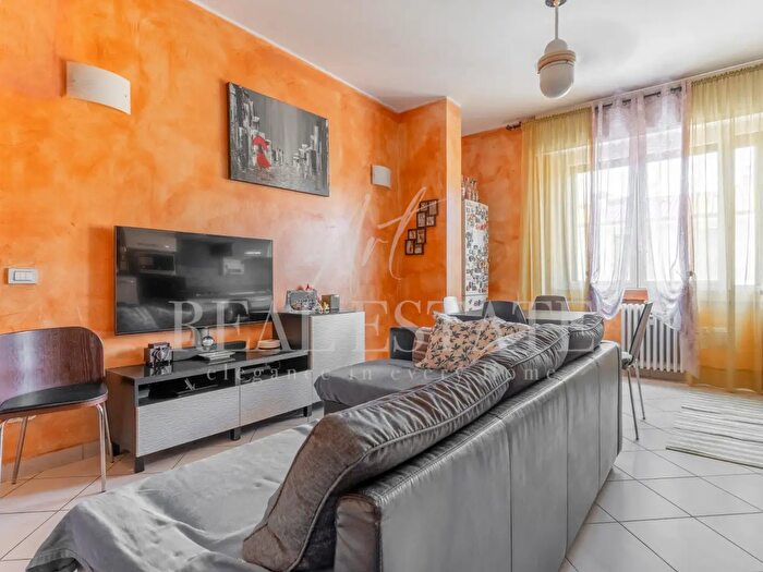 Appartamento trilocale in vendita in Via G Galilei, Corsico