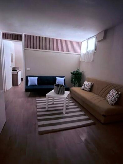 Appartamento trilocale in affitto in Via Trieste, Lido di Camaiore, Camaiore