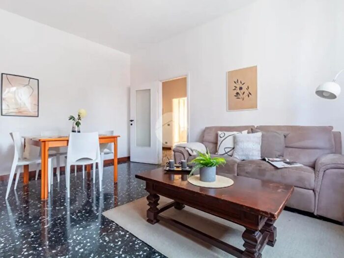 Appartamento trilocale in vendita in Via Vaniglia, Cusano Milanino