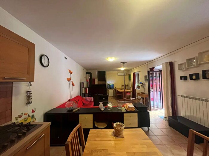 Appartamento con 5 locali in affitto in Via delle Linfe, Trieste