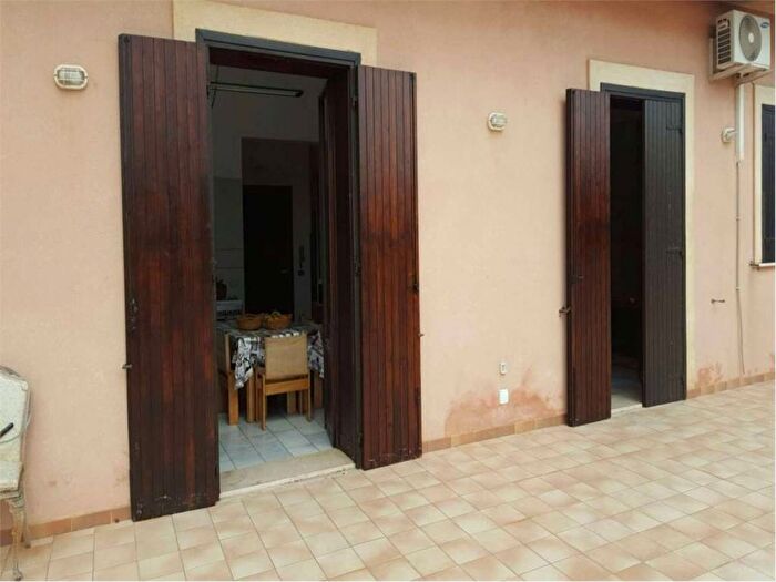 Appartamento trilocale in affitto in Stagnone, Marsala