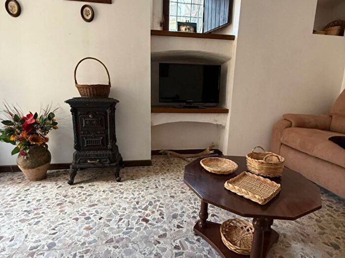 Appartamento quadrilocale in affitto in Via Bari, Cerro al Volturno