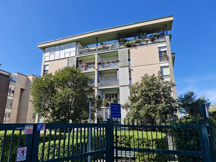 Appartamento quadrilocale in vendita in Viale dellUmanesimo, Roma