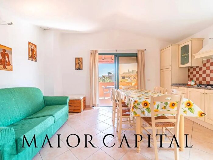 Appartamento trilocale in vendita in Budoni