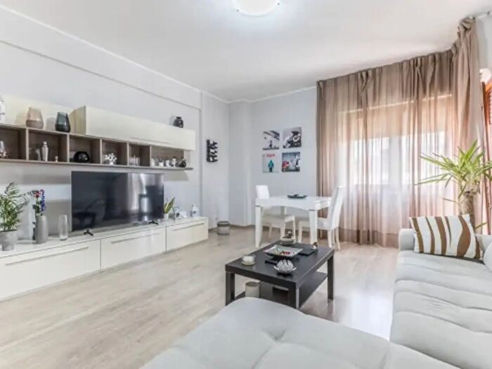 Appartamento quadrilocale in vendita in Via Teano, Latina