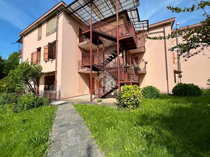 Appartamento bilocale in vendita in Via Barge, Paesana