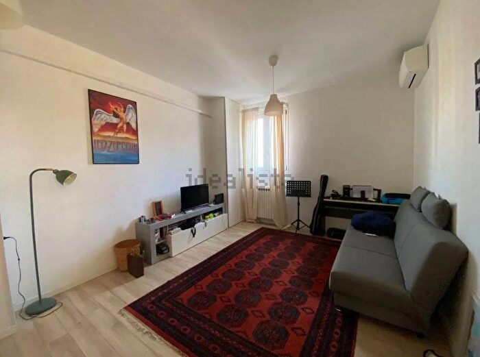 Appartamento trilocale in affitto in Vicolo Bolognetti, San Vitale, Bologna