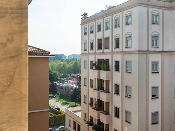 Appartamento monolocale in affitto in Via San Mansueto, Bocconi, Milano