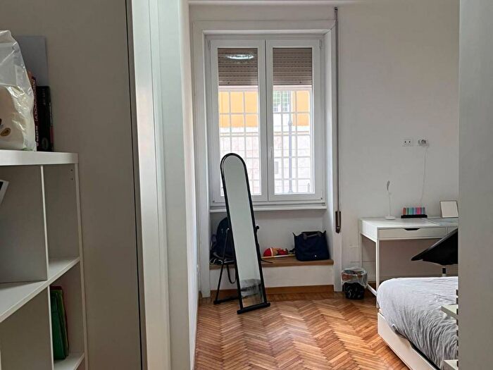 Appartamento con 6 locali in affitto in Via Bolzano, Trieste Coppedè, Roma