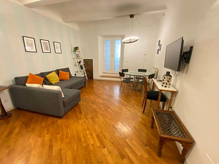 Appartamento trilocale in affitto in Via dei Macci, Sant'Ambrogio, Firenze