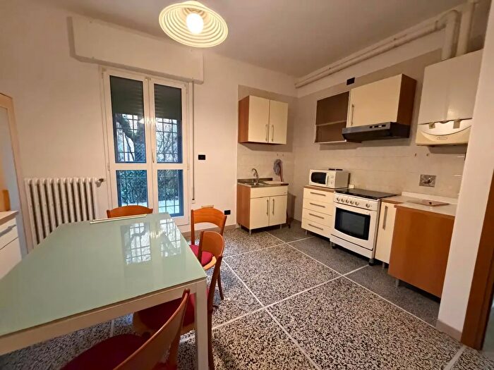 Appartamento quadrilocale in affitto in Piana, Bologna