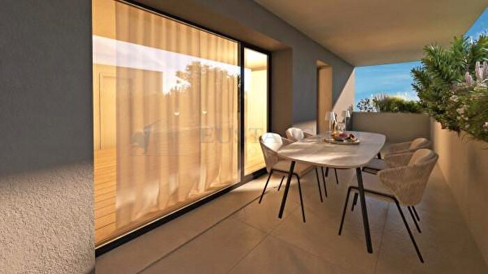 Appartamento trilocale in vendita in Via Gabriele dAnnunzio, Treviolo