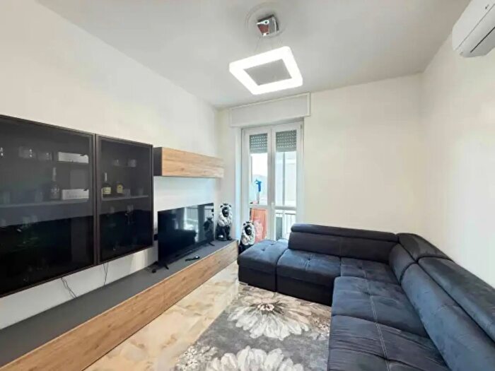 Appartamento trilocale in vendita in Via Guglielmo Lanzavecchia, Alessandria