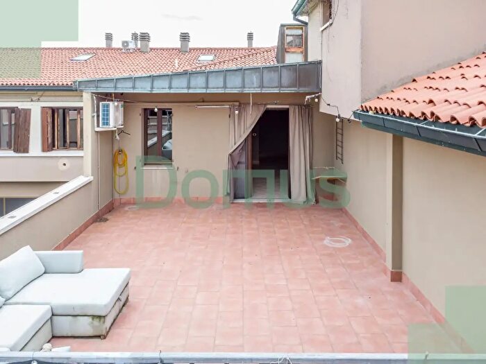 Appartamento con 6 locali in vendita in Via Nicolò Masini, Cesena