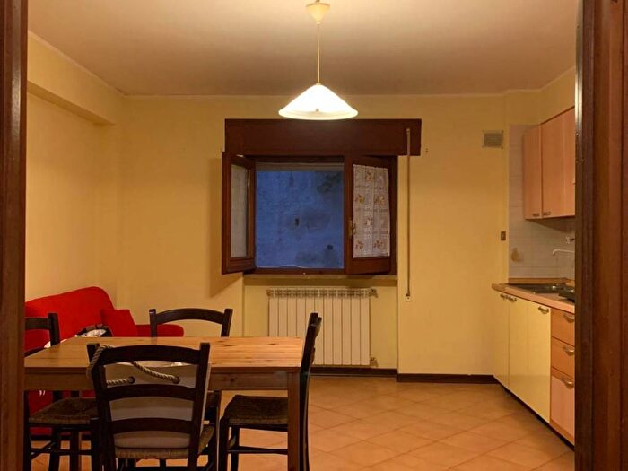 Appartamento trilocale in affitto in Via Antonio Quinzi, Santa Barbara San Sisto, L'Aquila
