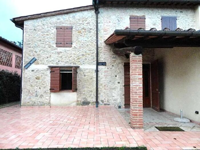 Casa trilocale in vendita in Gambassi Terme