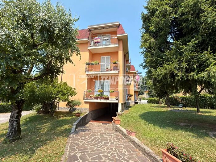 Appartamento trilocale in vendita in Via Ada Negri, Credaro
