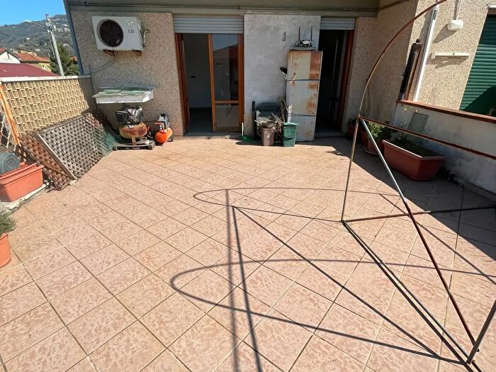 Appartamento con 5 locali in vendita in Castelnuovo Magra