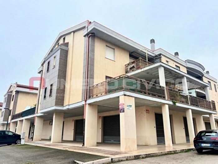 Appartamento trilocale in vendita in Viale Virgilio, Foggia