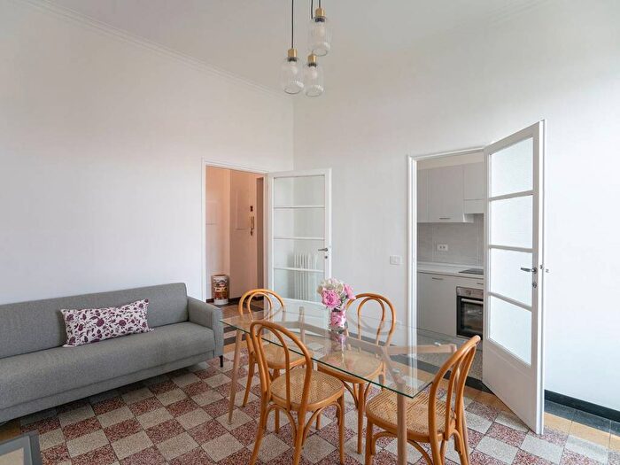 Appartamento trilocale in affitto in Piazza Giuseppe Grandi, Porta Vittoria, Milano