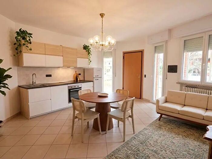 Appartamento trilocale in vendita in Via Casadei, Santarcangelo Di Romagna