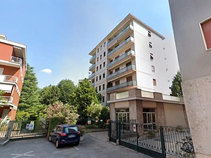 Appartamento bilocale in affitto in Via Monte Bianco, Monza