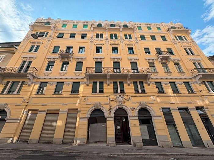 Appartamento trilocale in affitto in Via Martiri della Libertà, Roiano, Trieste