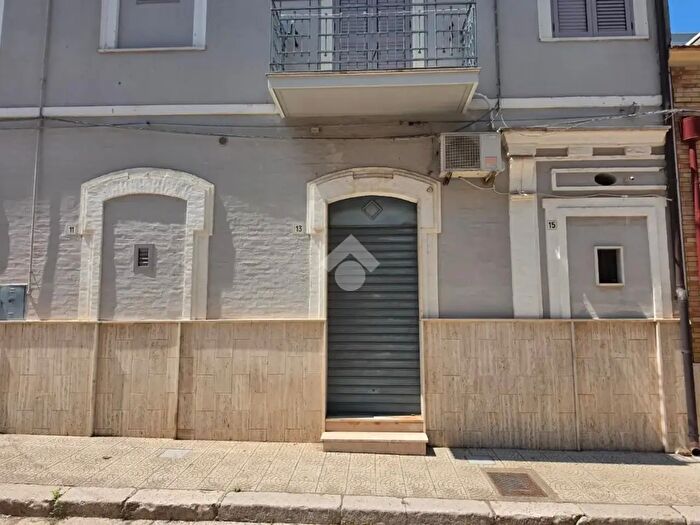 Casa quadrilocale in vendita in Via Cesare Battisti, Torremaggiore