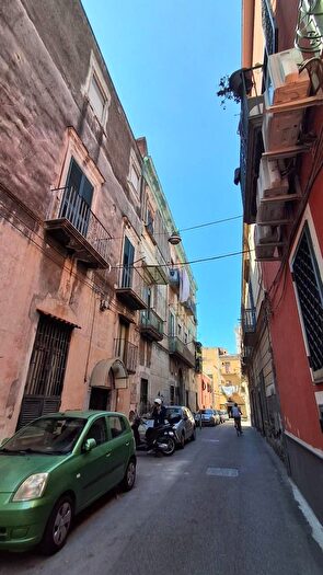 Appartamento trilocale in vendita in Via Arpaia, Torre Annunziata