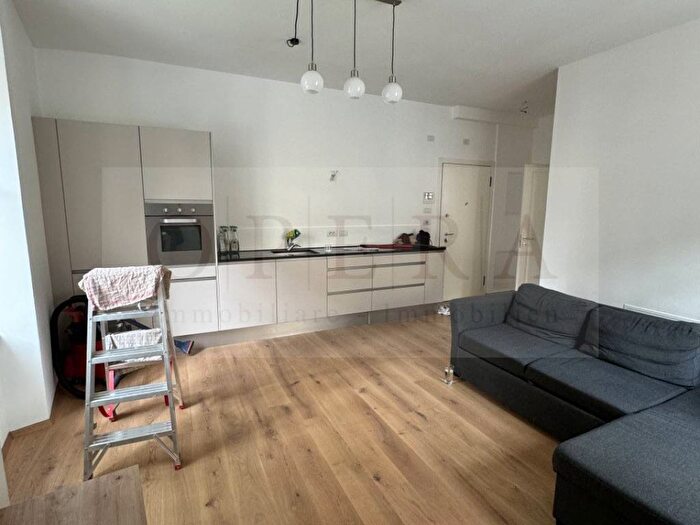 Appartamento bilocale in affitto in Via Carducci, Centro, Bolzano