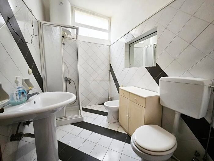 Appartamento con 5 locali in vendita in PalodelColle, Palo Del Colle