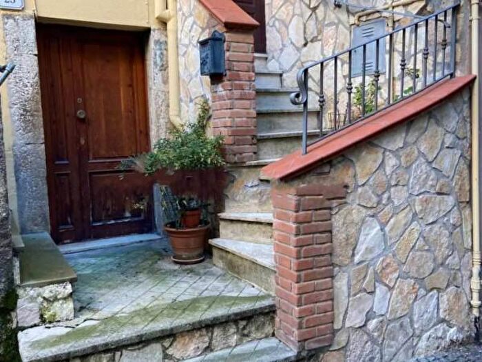 Appartamento trilocale in vendita in Via Cesare Battisti, Fiuggi