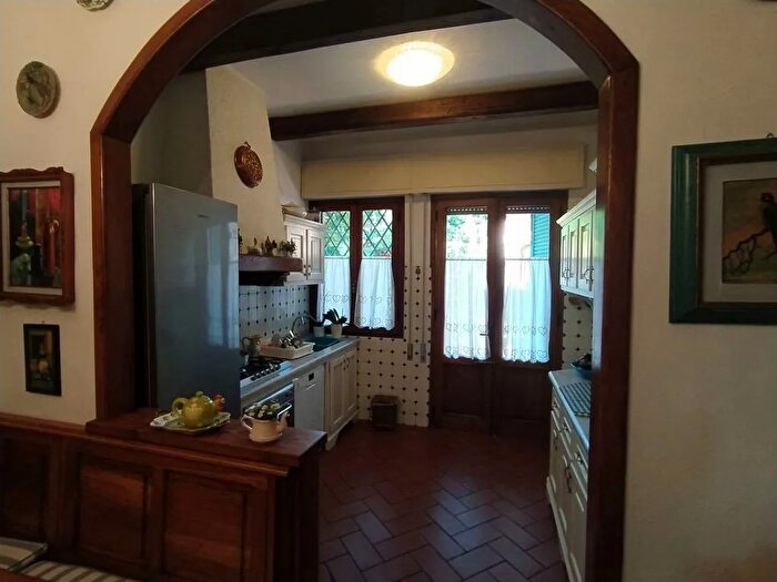 Casa quadrilocale in vendita in Via Ammiraglio Morin a, Forte Dei Marmi