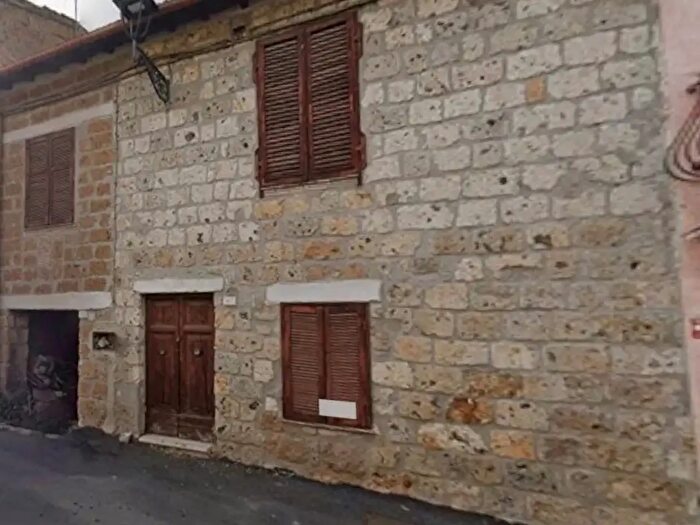 Appartamento con 6 locali in vendita in Via Roma, Bassano Romano