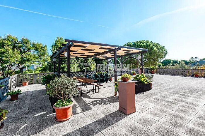 Appartamento trilocale in vendita in Numana