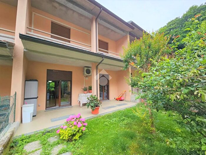 Casa quadrilocale in vendita in Viale Marialuigia, Salsomaggiore Terme