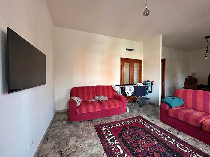 Appartamento quadrilocale in affitto in VIA COMPARETTI, Gignoro, Firenze