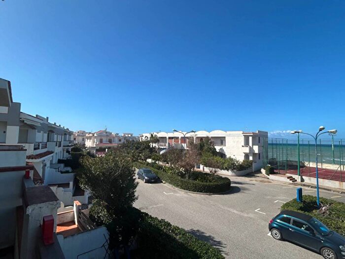 Appartamento quadrilocale in affitto in Via Giovanni Falcone e Paolo Borsellino, Rometta Marea, Rometta