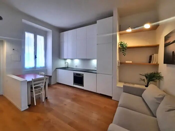 Appartamento bilocale in vendita in Via Brembo, Milano