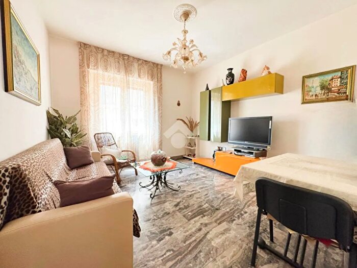 Appartamento trilocale in vendita in Via per Fossacesia, Lanciano