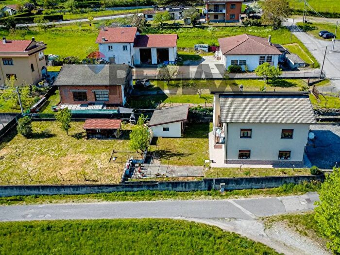Case in Vendita e in Affitto - 2