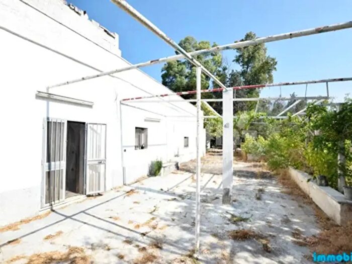 Casa con 6 locali in vendita in Oria