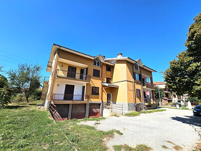 Appartamento quadrilocale in vendita in Via Aprile, Centro, Bene Vagienna