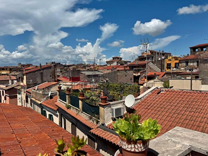 Appartamento bilocale in affitto in Via Vincenzo Bellini, Centro Storico, Monterotondo
