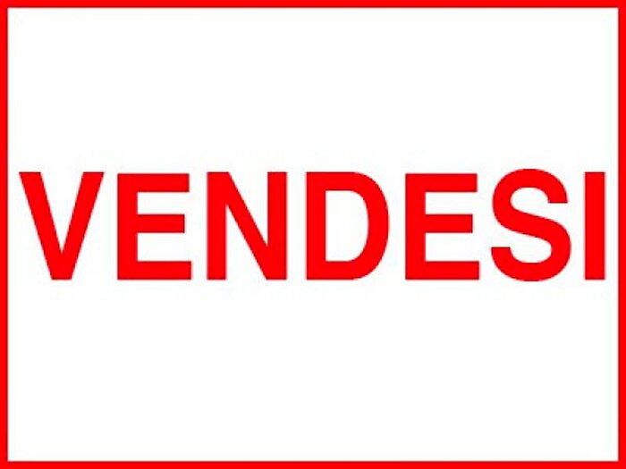 Casa quadrilocale in vendita in Via Victor Marie Hugo, Reggio Emilia