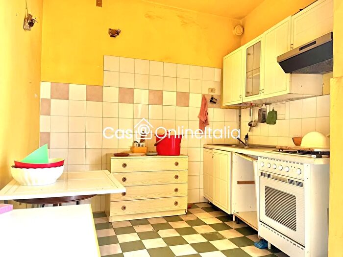 Appartamento bilocale in vendita in Via del Serraglio Prato, Prato