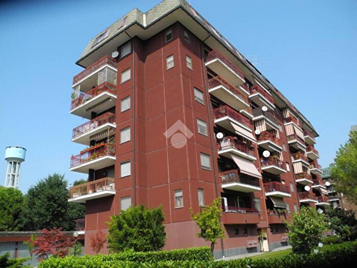 Appartamento trilocale in affitto in Via Giacomo Matteotti, Centro, Assago