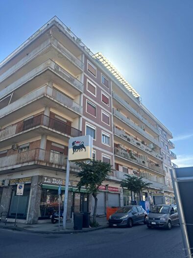 Appartamento con 5 locali in vendita in Via Reitano Spatafora, Messina
